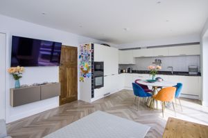 Photo 15- click for photo gallery